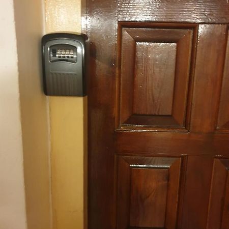 Les Vagues Au Balcon Apartman Empuriabrava Kültér fotó