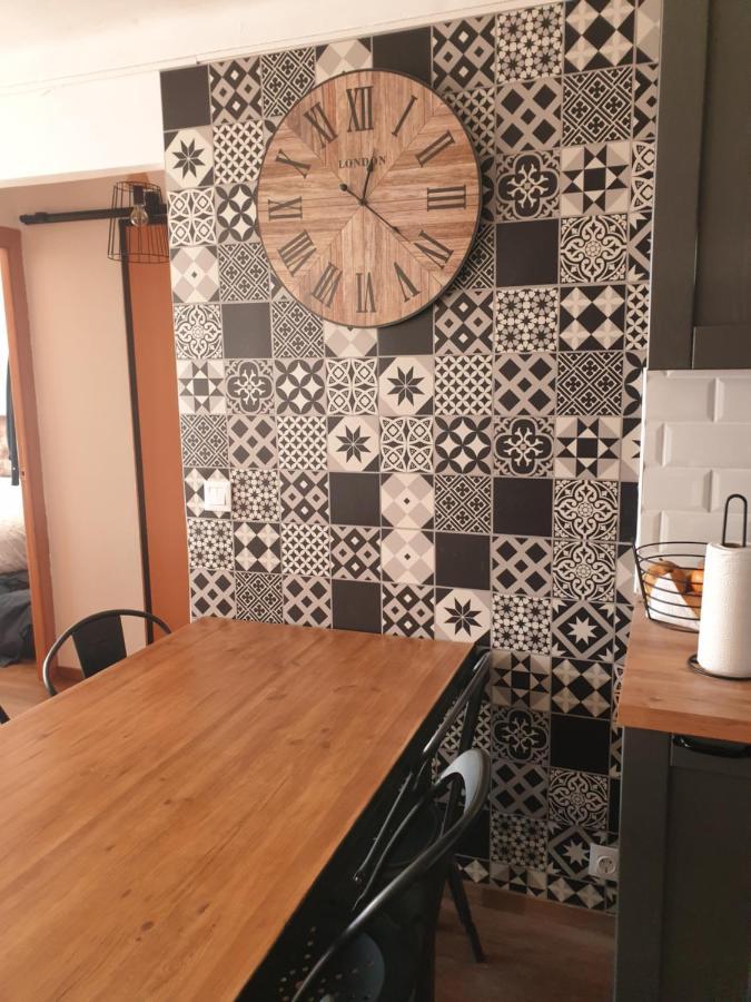 Les Vagues Au Balcon Apartman Empuriabrava Kültér fotó